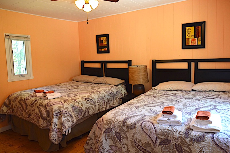 Cottage Rental, Doran Bay Resort, Iroquois,Ontario,Canada Cottage 1